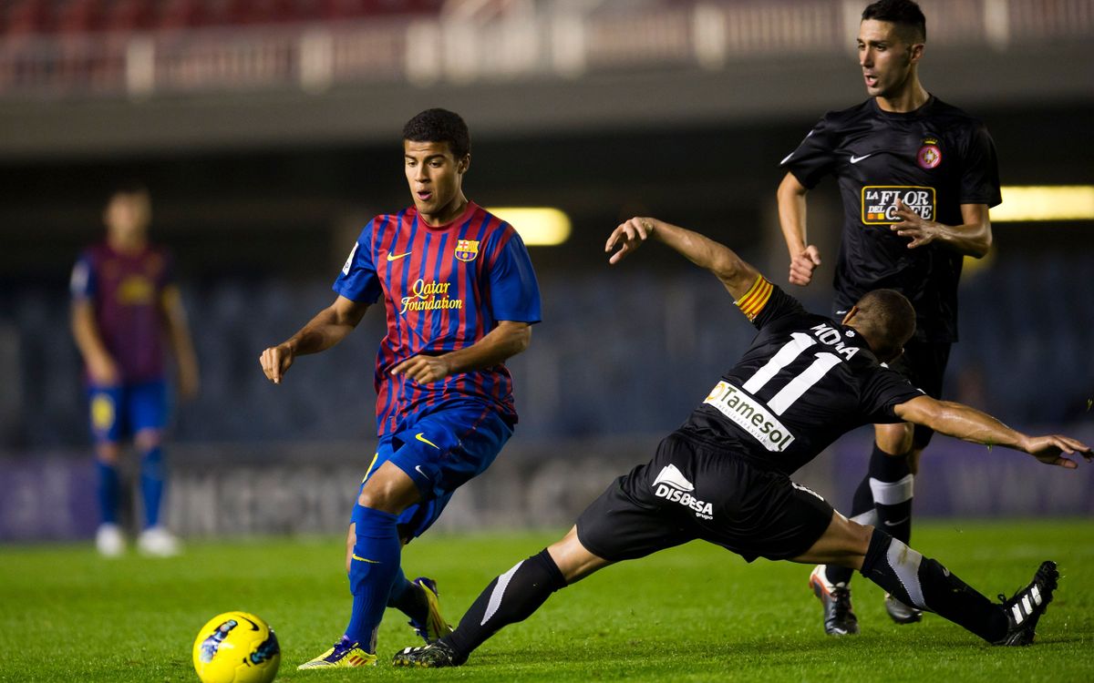 Rafa Alcántara renueva hasta el 2014