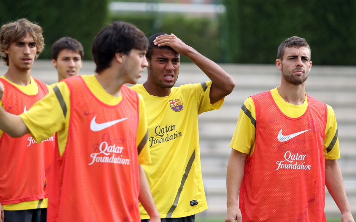 Barça B: 18 jugadores viajan a Murcia