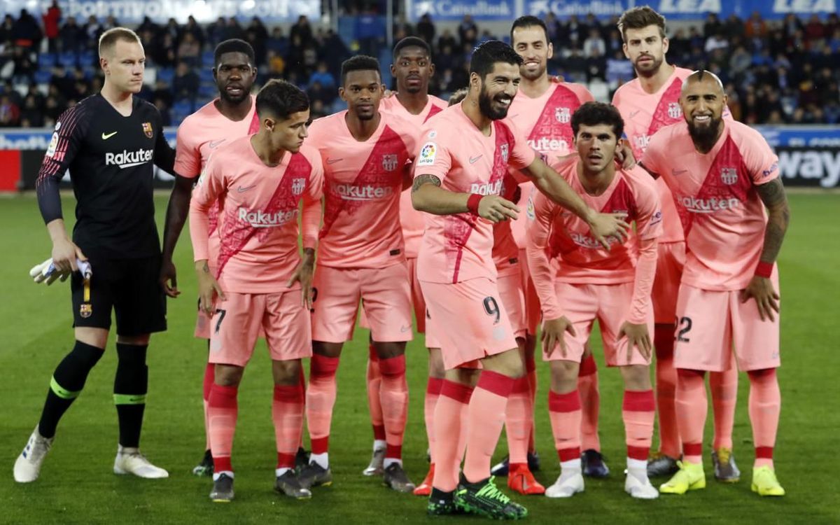 الجانب الأخر من مباراة : برشلونة - ألافيس  Mini_2019-04-24-OTRO-ALAVES-BARCELONA-09