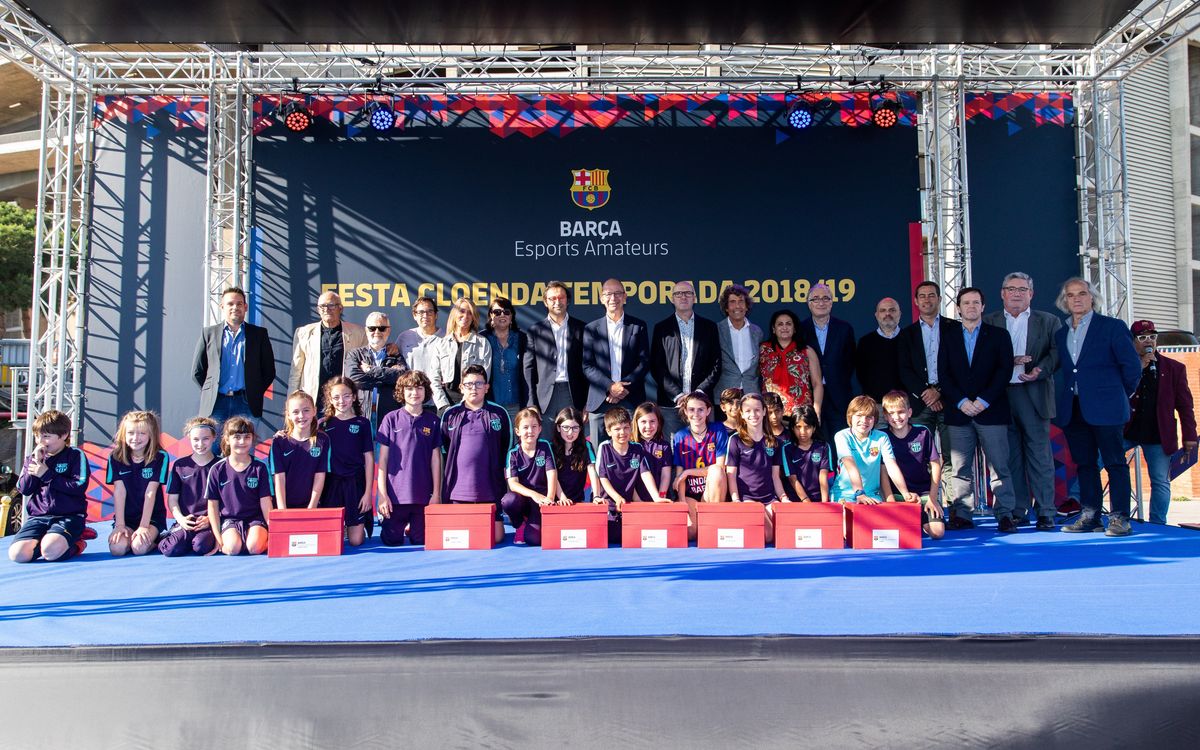 Els Esports Amateurs tanquen la temporada amb una festa a l’esplanada del Camp Nou