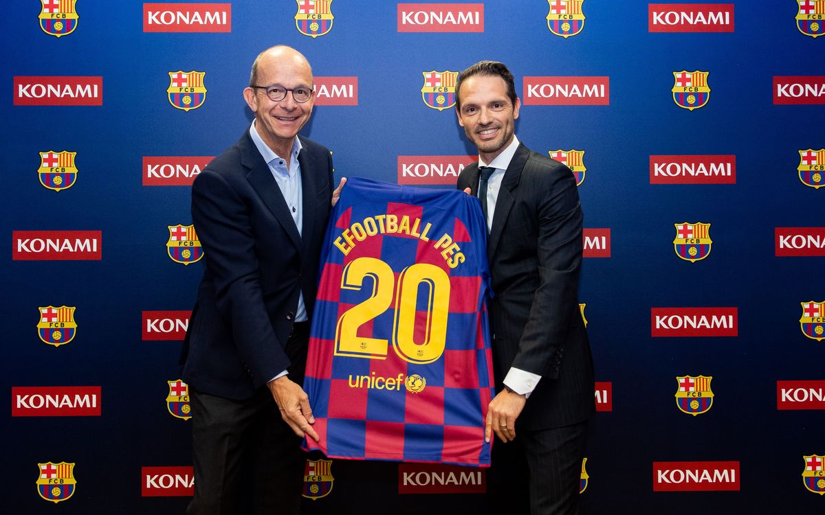 FC Barcelona and KONAMI celebrate renewal of agreement with event at Ciutat Esportiva