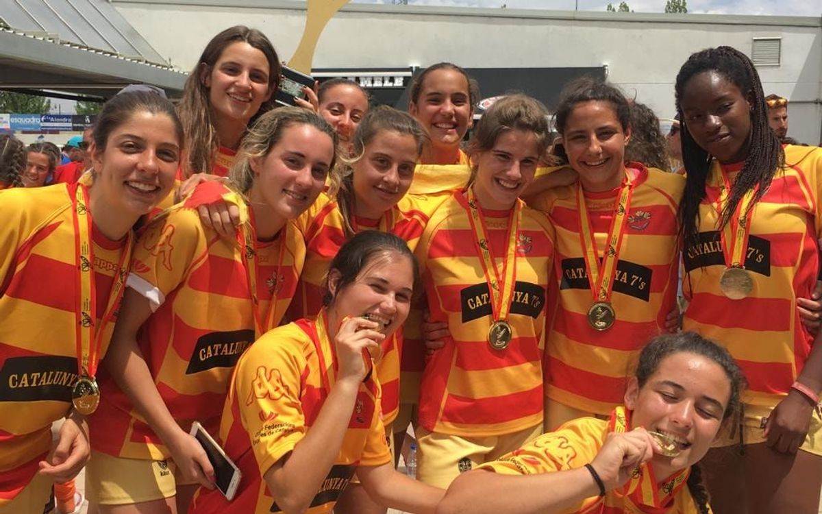 Ocho azulgranas se cuelgan una medalla en el campeonato de España de rugby a siete