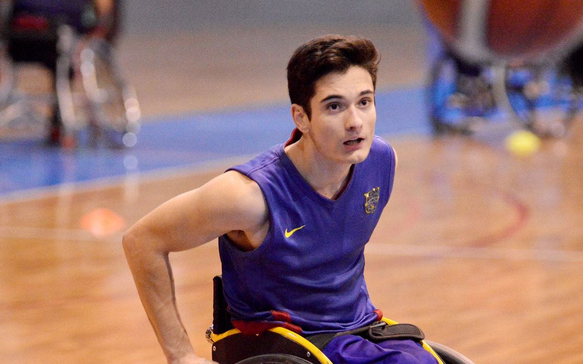 Biel Carbón en el cinco ideal del campeonato de España de escuelas