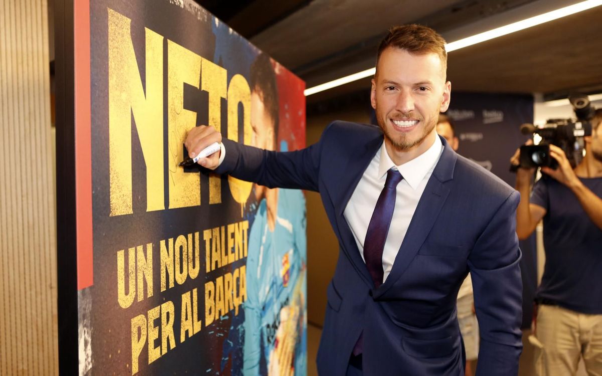 Neto: 'I think I'm coming to Barça at my best'