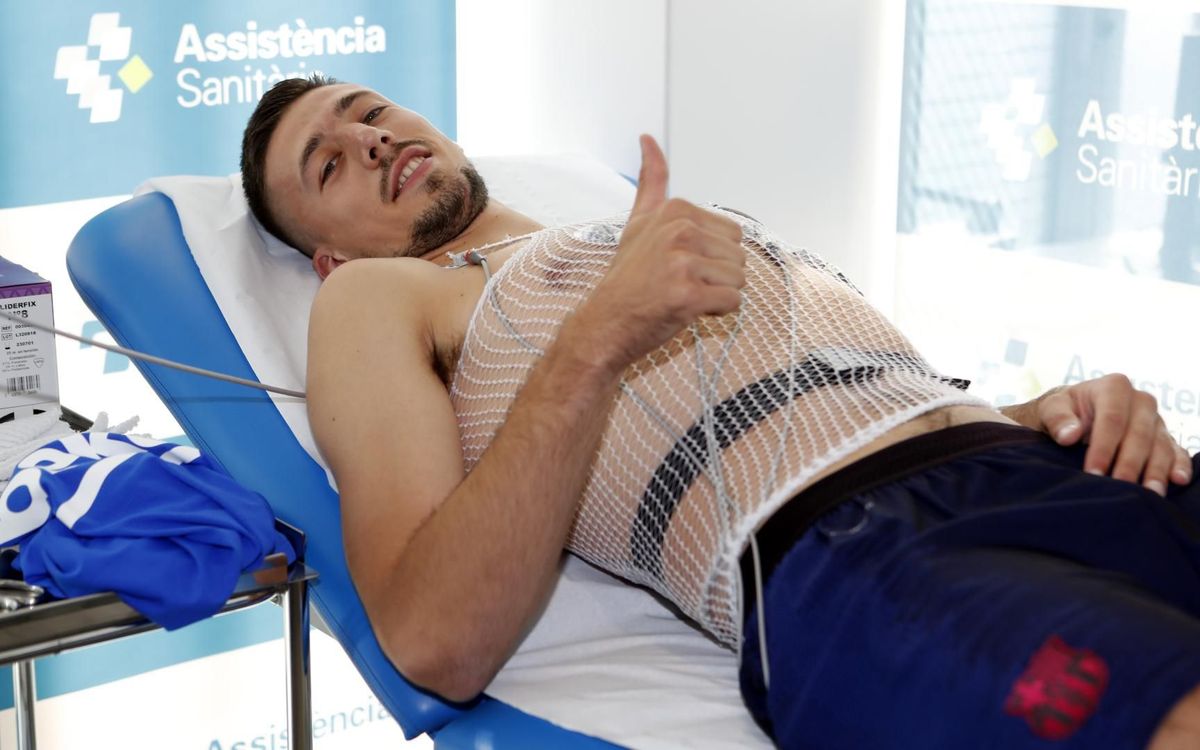 لاعبو برشلونة يخضعون للفحوصات الطبية Mini_2019-07-14-PRUEBAS-FISICAS-38