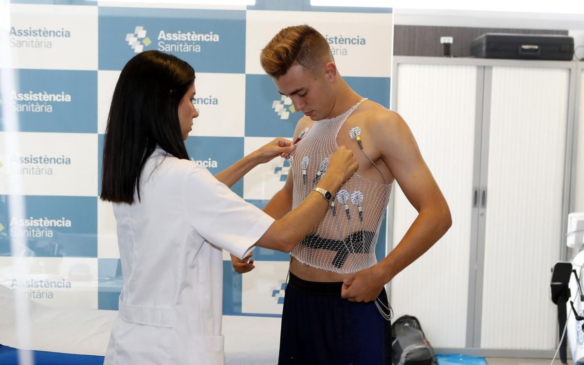 لاعبو برشلونة يخضعون للفحوصات الطبية Mini_2019-07-14-PRUEBAS-FISICAS-77