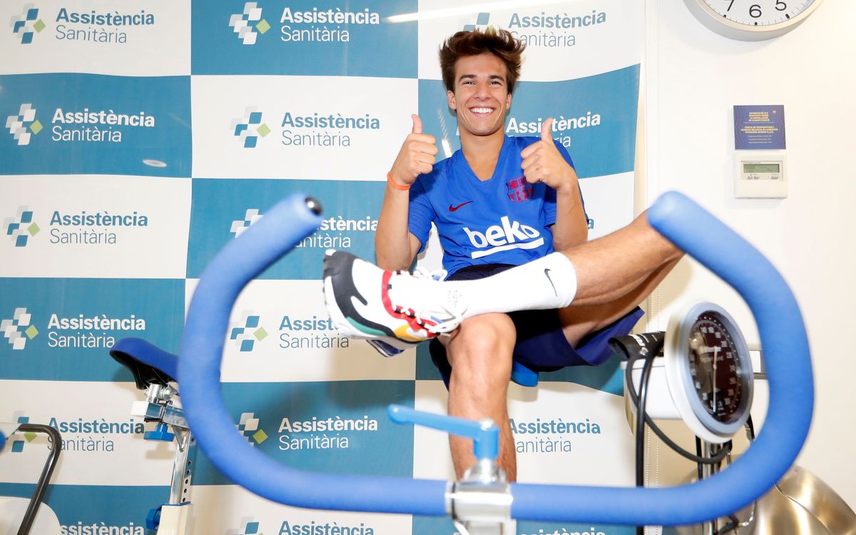 لاعبو برشلونة يخضعون للفحوصات الطبية Mini_2019-07-14-PRUEBAS-FISICAS-82