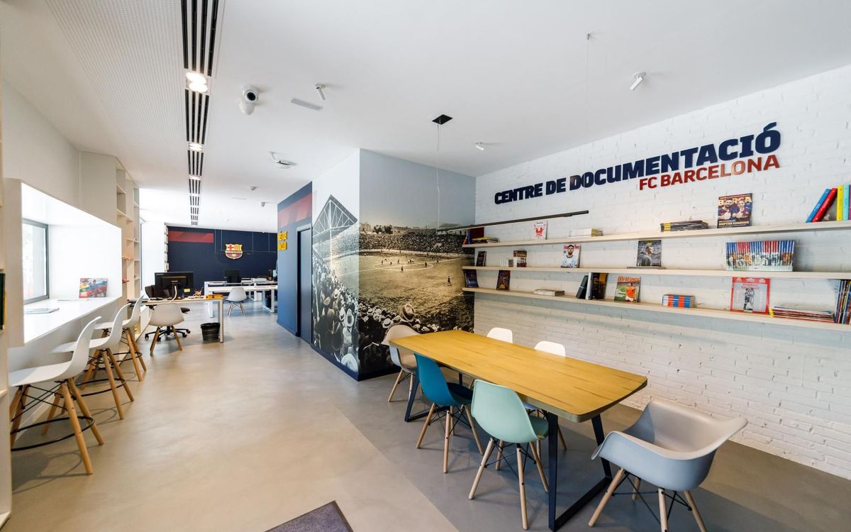 El nuevo Centro de Documentación tiene cerca de 100 m² y dispone de un espacio de trabajo y una zona de consulta para el público