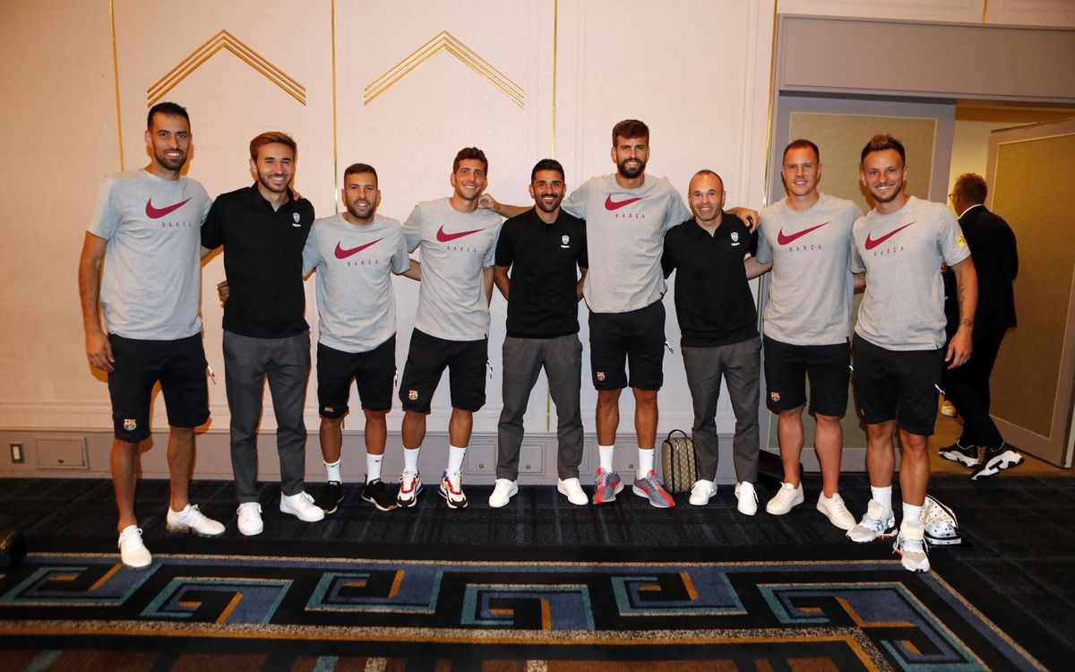 Acto de bienvenida del equipo de Rakuten a Kobe