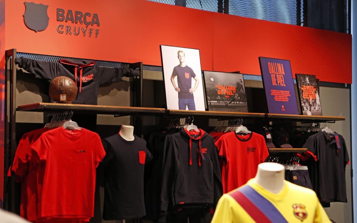 مجموعة ملابس يوهان كرويف في متجر برشلونة Mini_2019-08-01-ESPACIO-CRUYFF-17