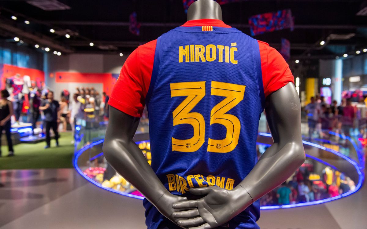 Nikola Mirotic samarreta botiga