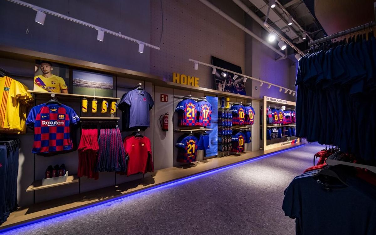 Praten tegen navigatie emmer New Barça Store in the heart of La Rambla