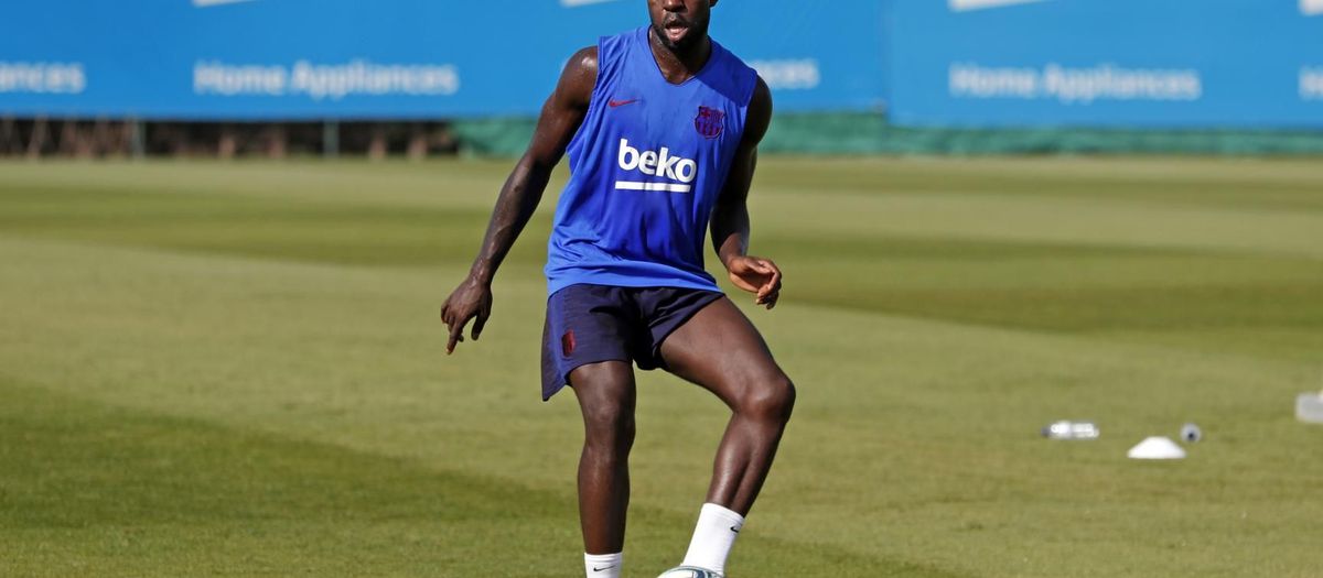 Umtiti with right foot injury