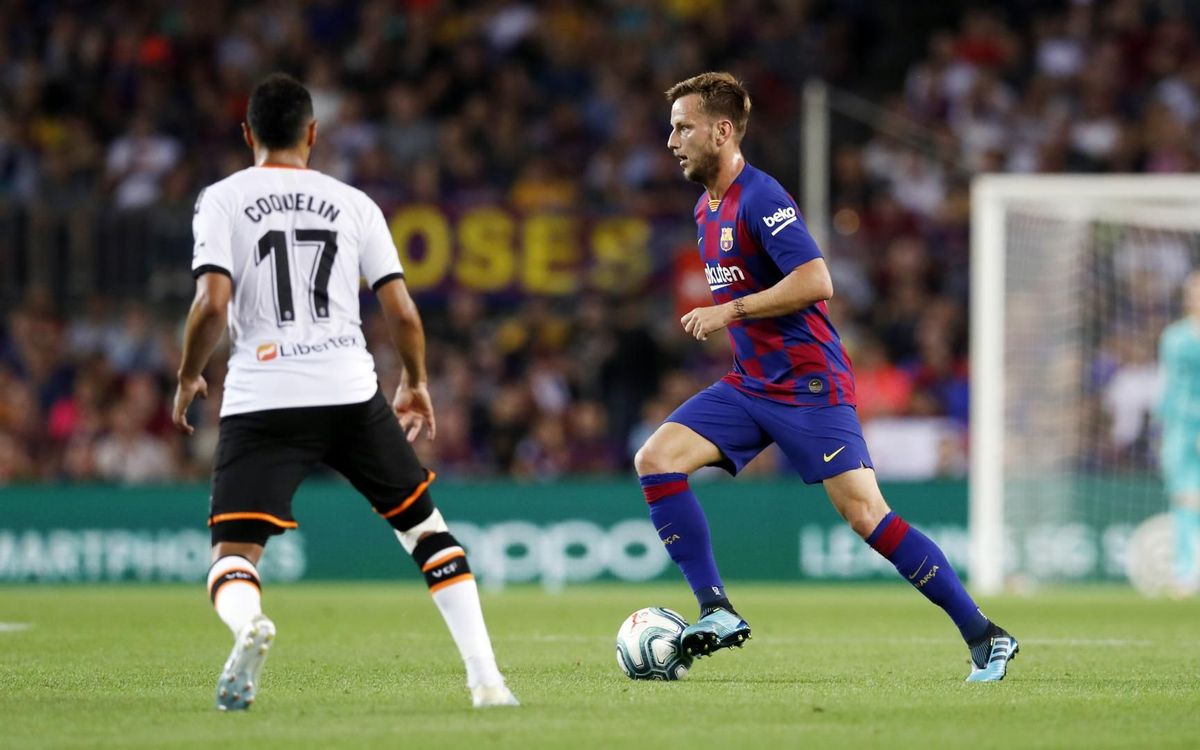 صور مباراة : برشلونة - فالنسيا 5-2 ( 14-09-2019 )  Mini_2019-09-14-BARCELONA-VALENCIA-64