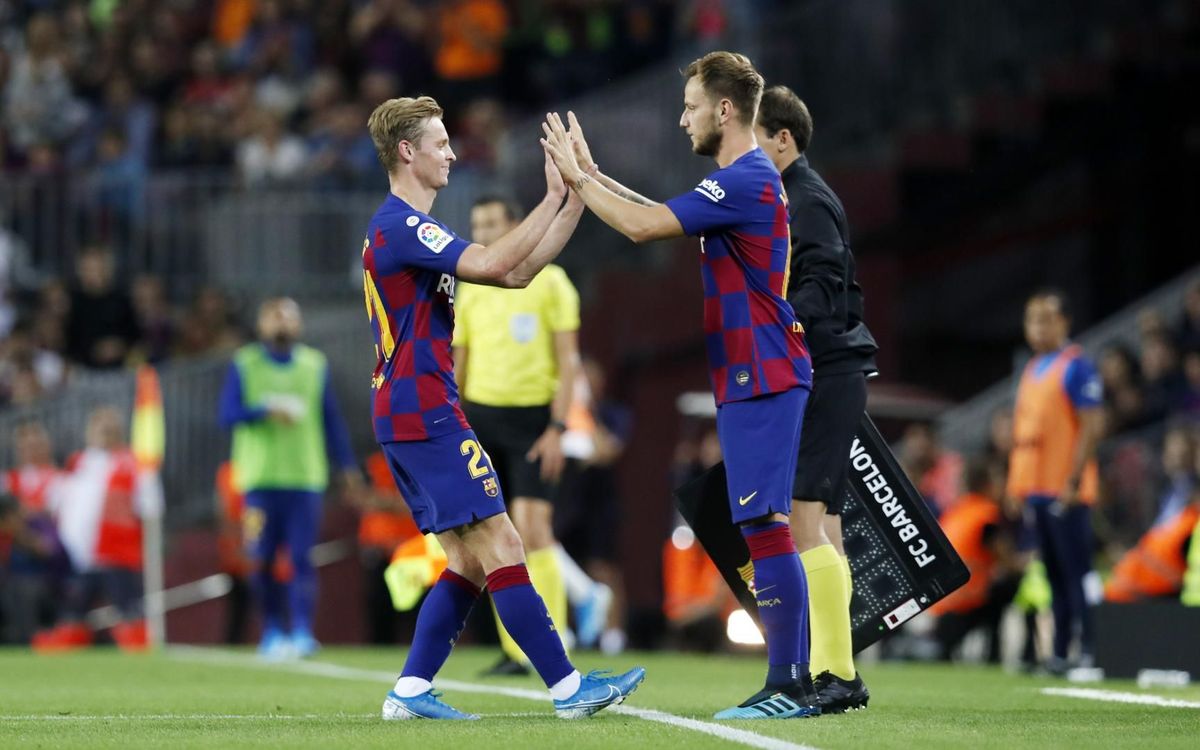 صور مباراة : برشلونة - فالنسيا 5-2 ( 14-09-2019 )  Mini_2019-09-14-BARCELONA-VALENCIA-60