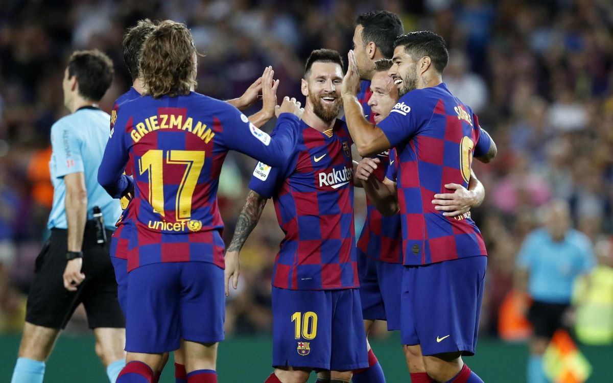 The Barça number 10 celebrating with Antoine Griezmann - MIGUEL RUIZ-FCB