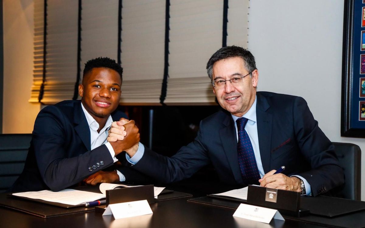 FCバルセロナ、アンス・ファティの契約条件を引き上げ、延長サイン