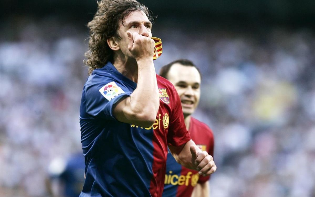 Carles Puyol celebrando su gol en el histórico 2-6 contra el Real Madrid