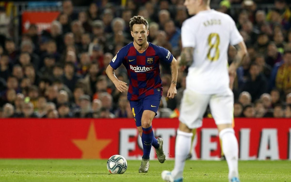 صور مباراة : برشلونة - ريال مدريد 0-0 ( 18-12-2019 )  Mini_2019-12-18-BARCELONA-MADRID-71