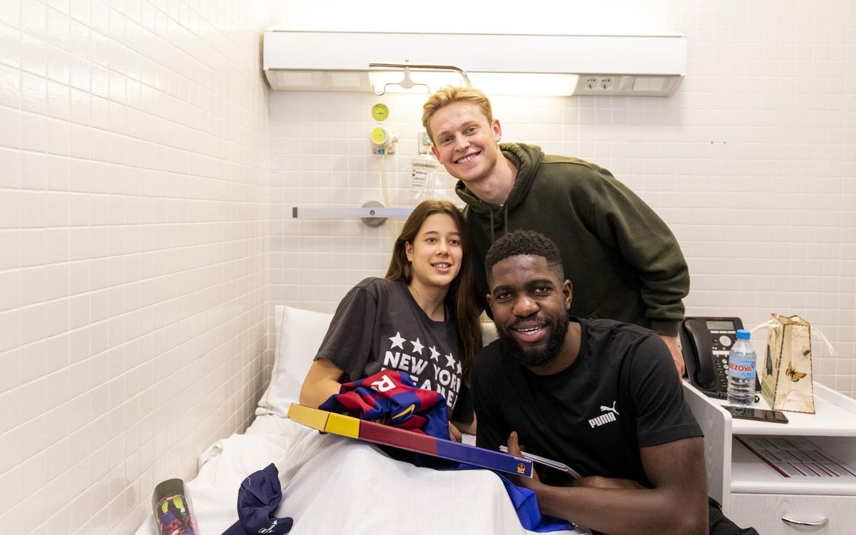 Umtiti et De Jong, en visite dans les hôpitaux