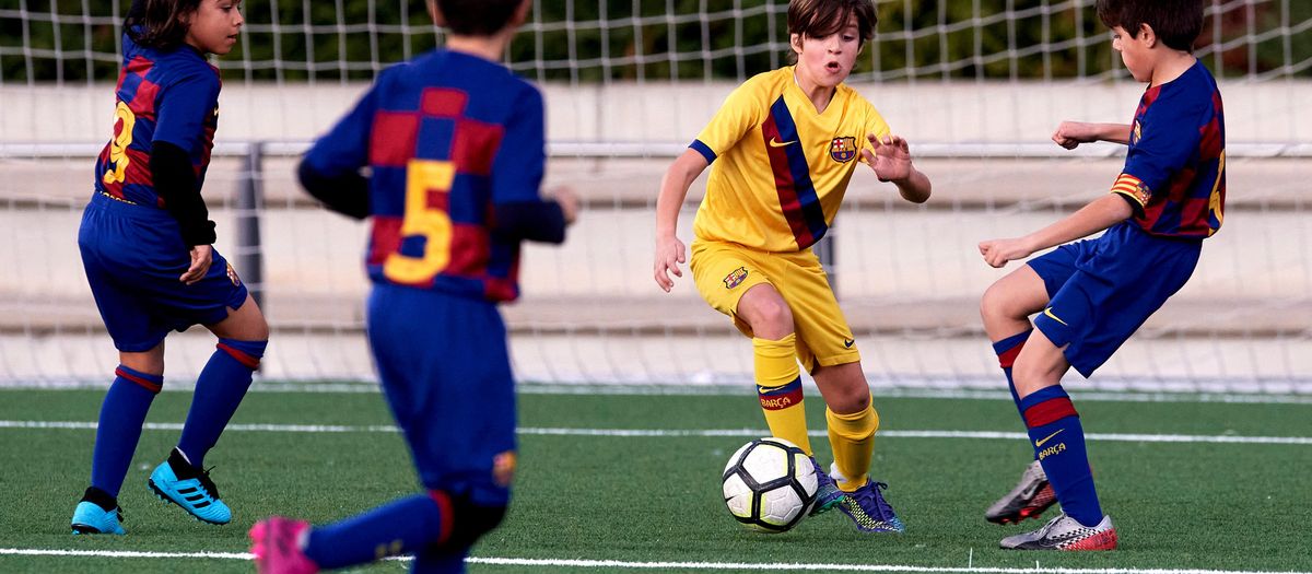 ik ga akkoord met bladerdeeg Vol Barça Academy - Summer Camps in Barcelona: Packs with residence | Official  FC Barcelona Website