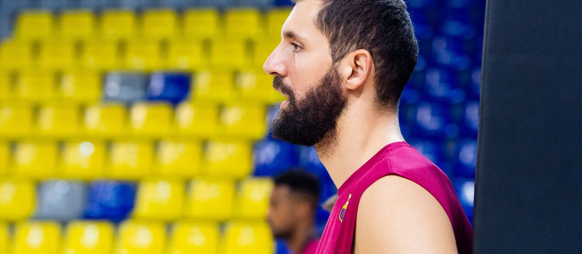 Mirotic: 'To win this battle we have to stay at home'