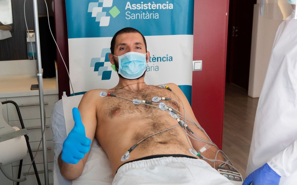 Basketball team takes medical tests at Ciutat Esportiva