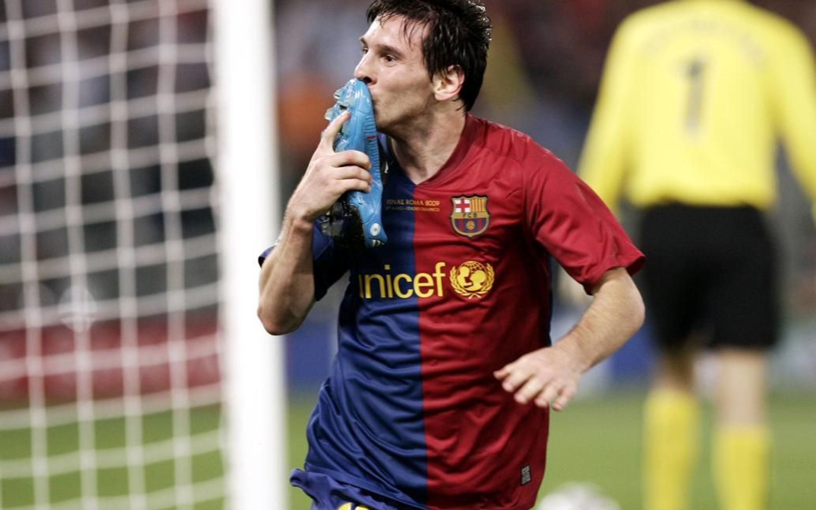 Stat Of The Day 29 Messi S Goals In Finals