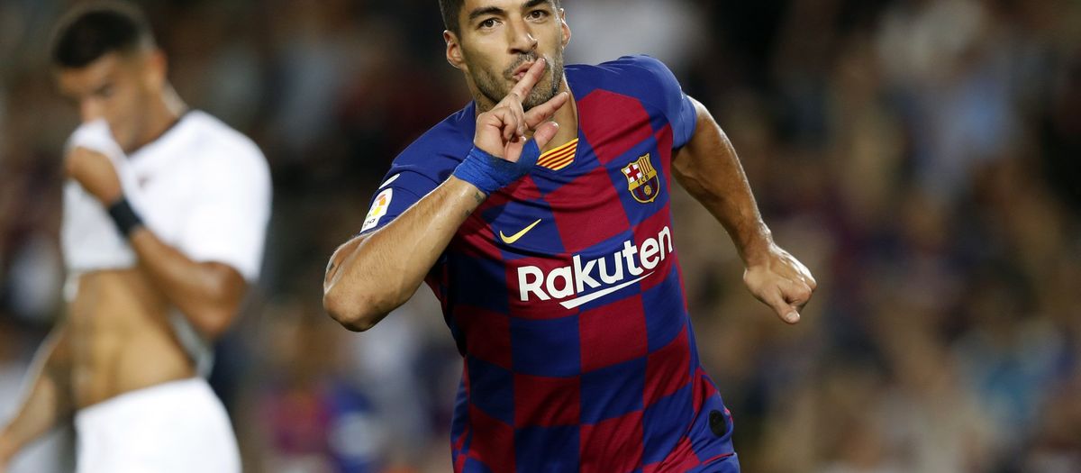 Luis Suárez nets 500th club goal