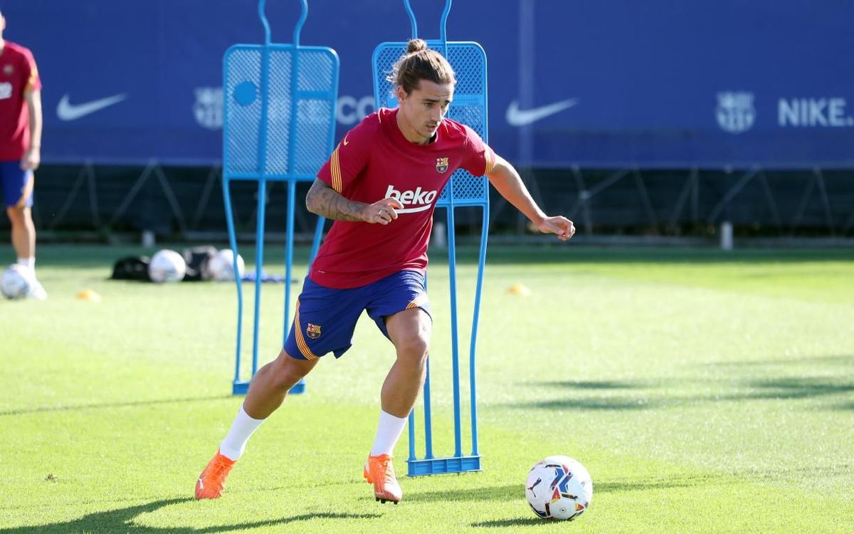Lenglet and Griezmann join the group
