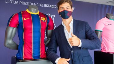 Andrés Solano added to Barça B