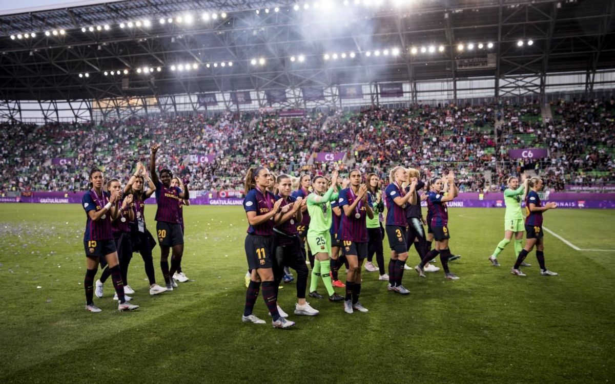 Barça Women applauding the fans at the Groupama Arena in Budapest, following the 2019 Champions League final
