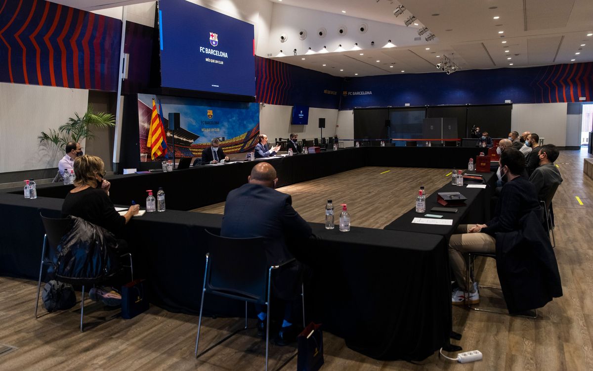 The election calendar maintains initial dates