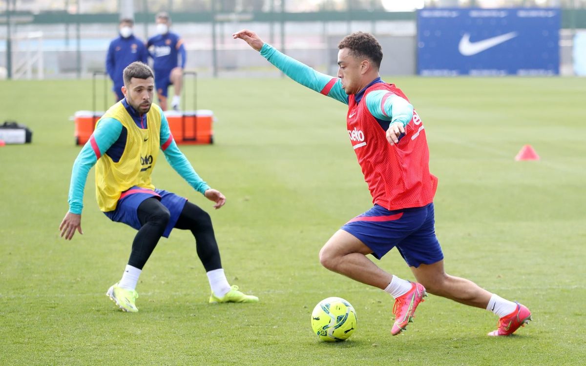 Penúltima sesión antes del Clásico