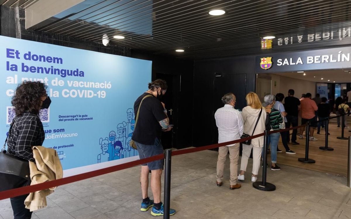 Covid-19 vaccination begins at Camp Nou