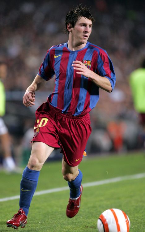 سنوات ليو ميسي في برشلونة Messi-10-min