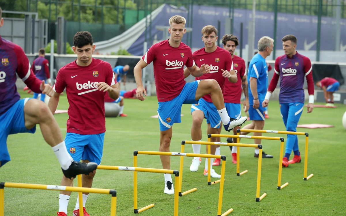 تدريبات الفريق بعد العودة إلى برشلونة 06-08-2021 2021-08-06-ENTRENO-46-min