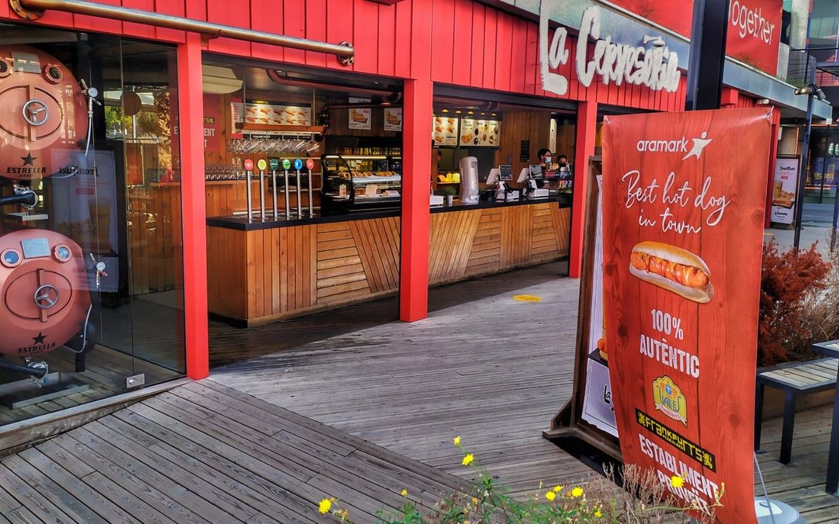 'La Cerveseria' del Camp Nou reabre al público