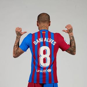 The Barça number 8 shirt