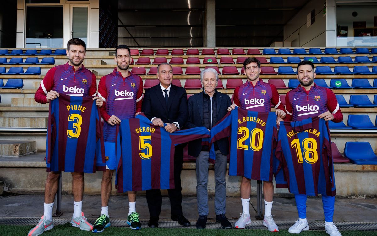 L'Agrupació lliura al primer equip masculí el Premi Barça Jugadors 2020