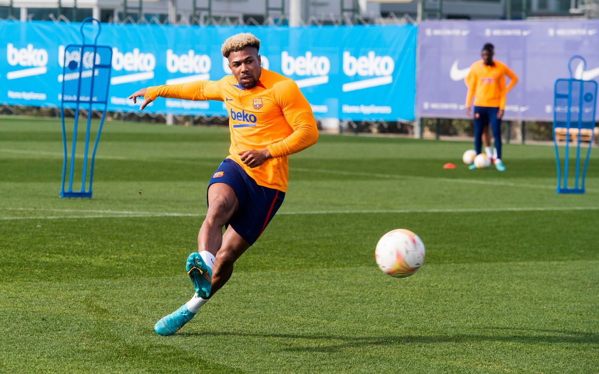 Adama et Aubameyang, dans le groupe