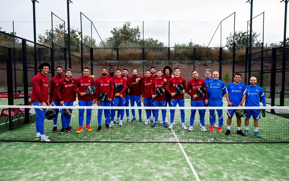 Entrenamiento distinto en la pista de pádel
