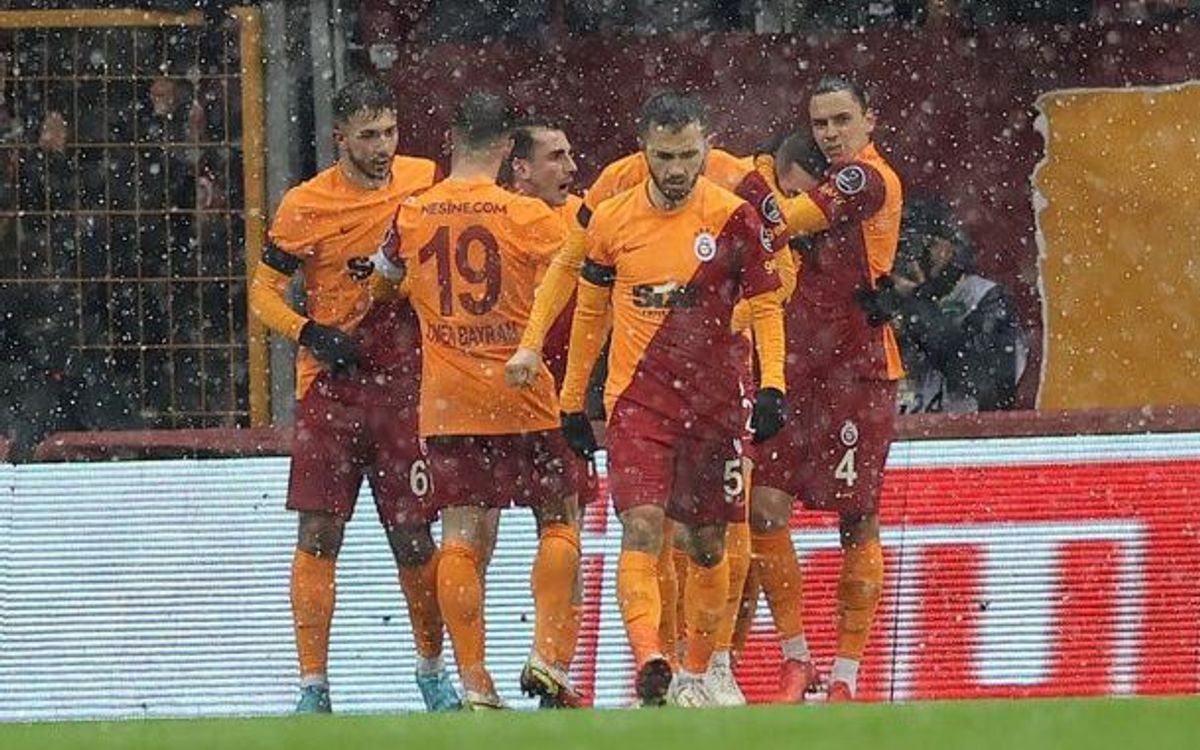 Galatasaray A Team Rebuilding On Blaugrana Roots