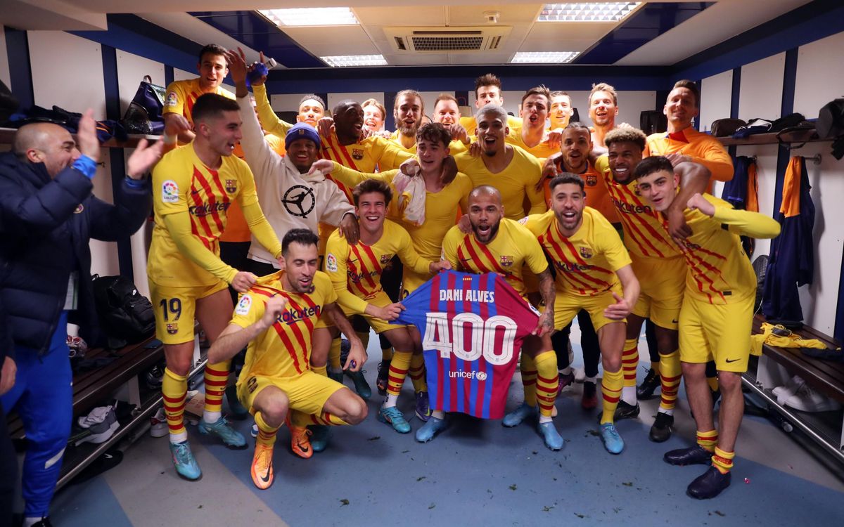 Dani Alves, 400 partidos oficiales con el FC Barcelona