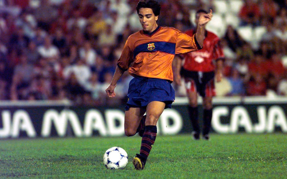 Es compleixen 24 anys del debut de Xavi Hernández com a futbolista