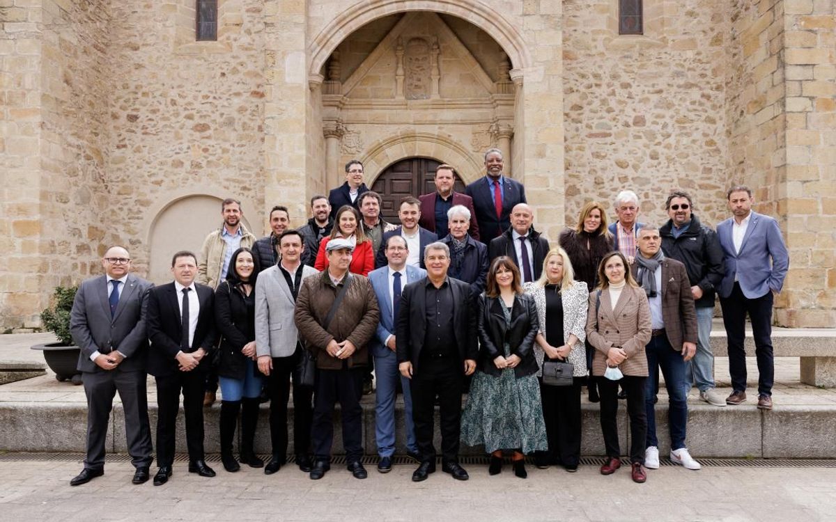 Joan Laporta attends the 50th anniversary celebrations of the Morala Supporters' Club in Extremadura