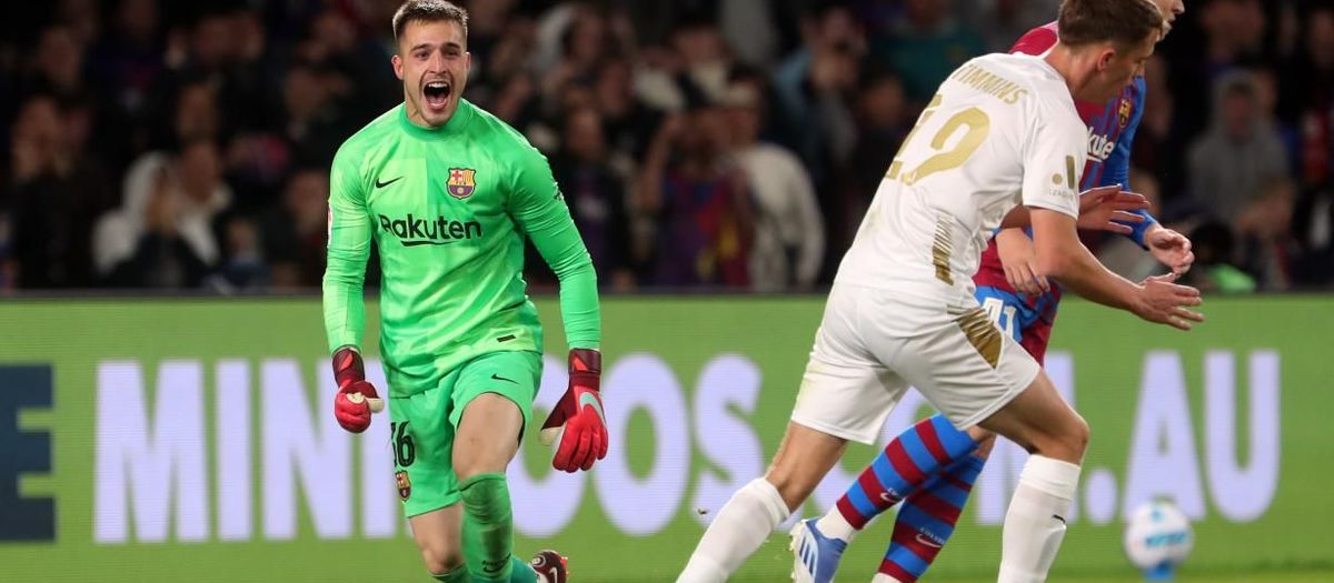 Doble debut de Arnau Tenas y Antonio Aranda