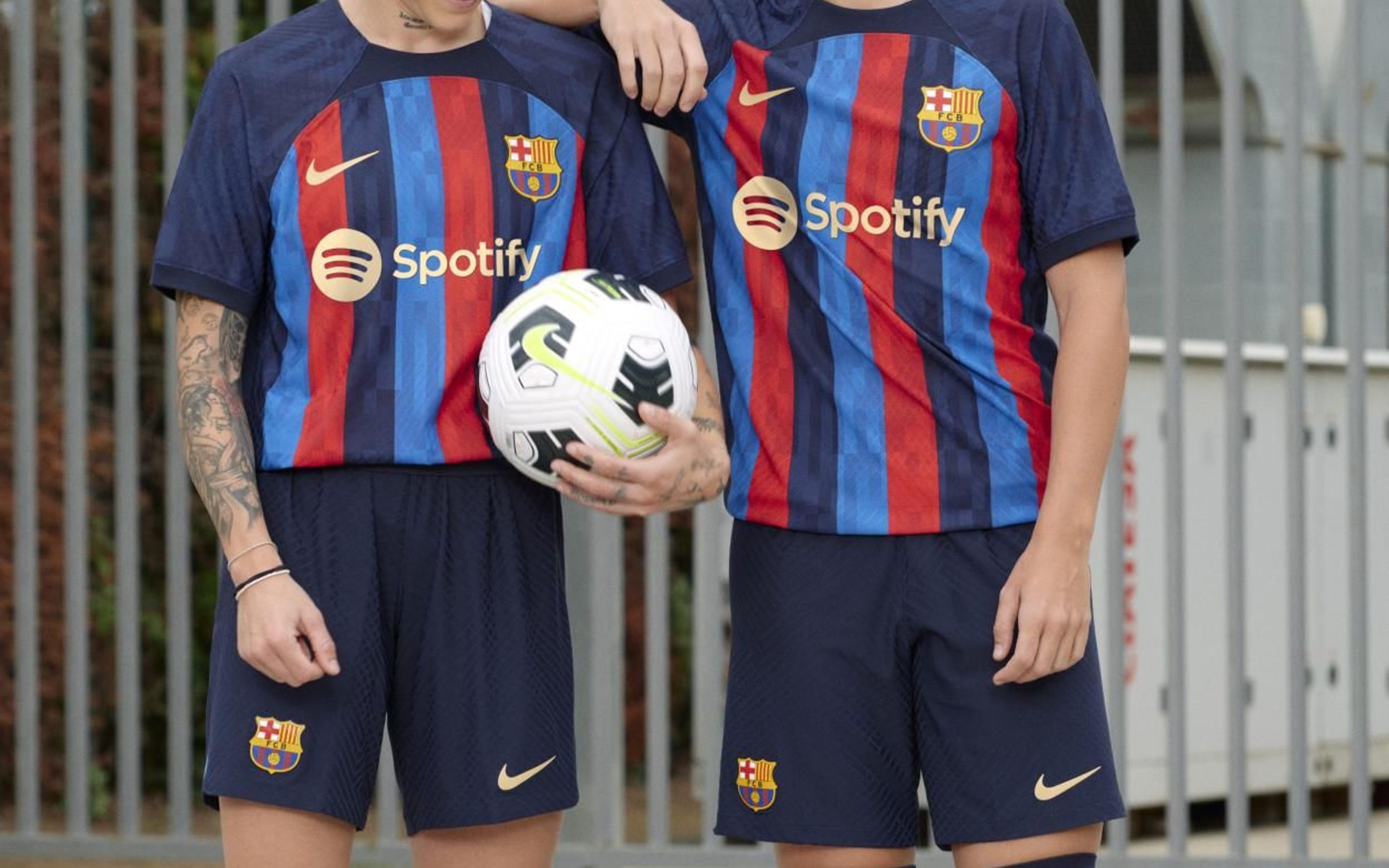 fc barcelona mini kit