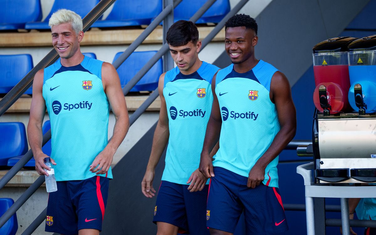 El Barça presenta las nuevas equipaciones de entrenamiento de la temporada 2022/23