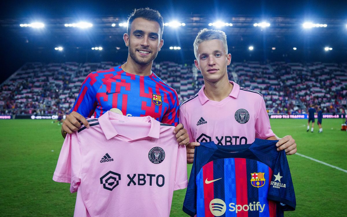 Barça Academy alumni Eric Garcia and Bryce Duke swap shirts